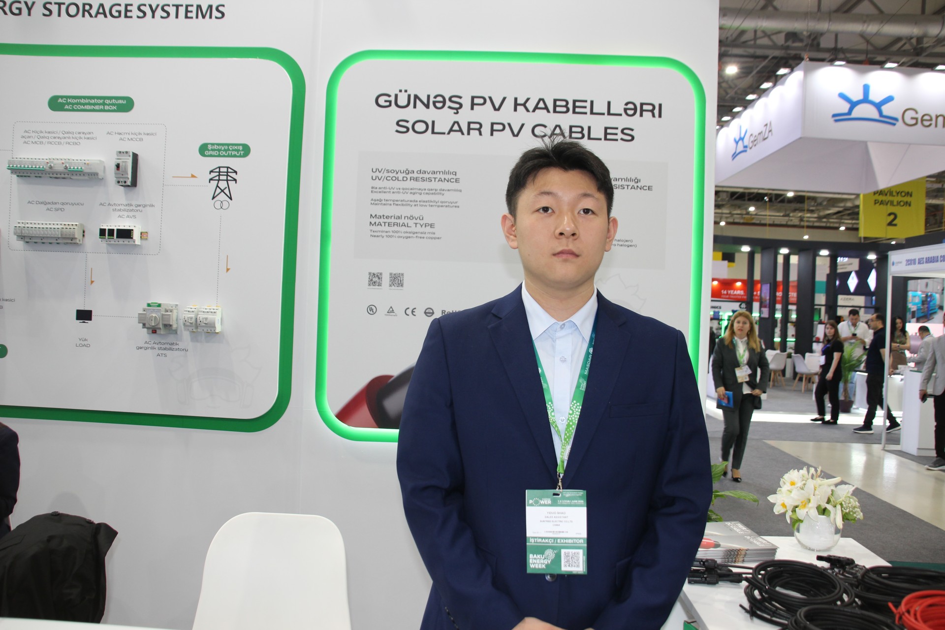 Çinin yeni enerji şirkəti Azərbaycandakı sərgidə günəş enerjisi və elektromobil həllərini nümayiş etdirir